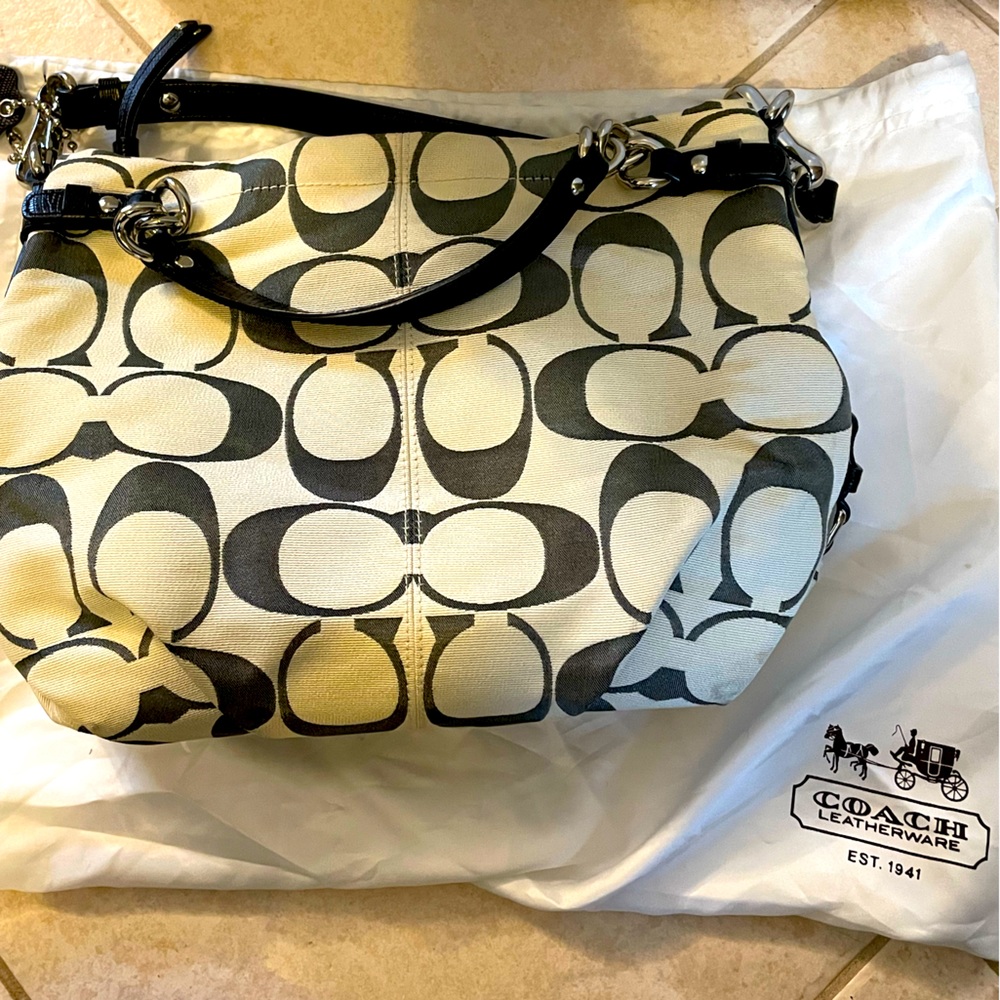 Authentic Coach Bag Brooke Canvas Hobo